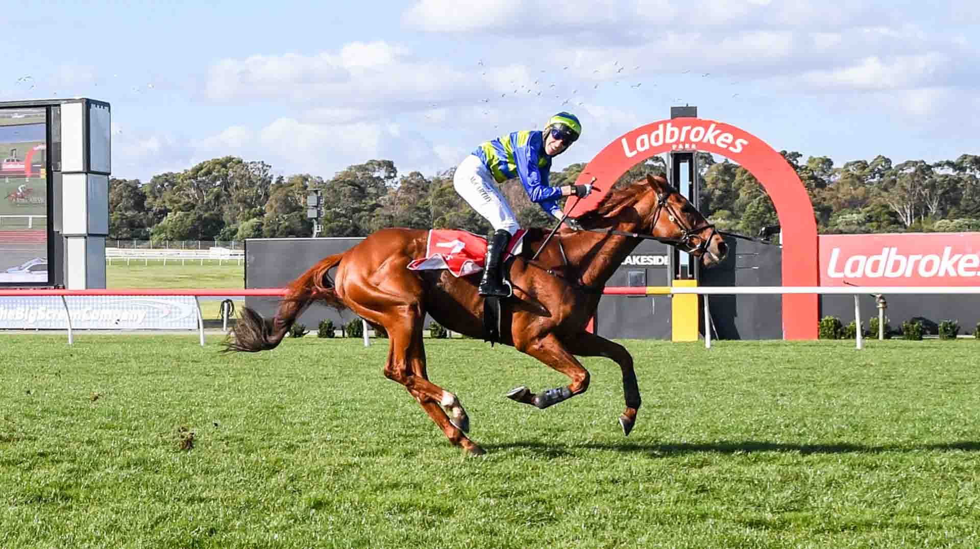 The Grand National Hurdle 2025